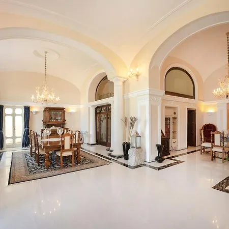 Apartment Quattro Colonne,